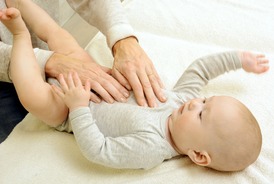 Conseils de l’ostéopathe pour votre bébé
