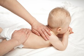 L’ostéopathie en prévention de l’équilibre d’un bébé